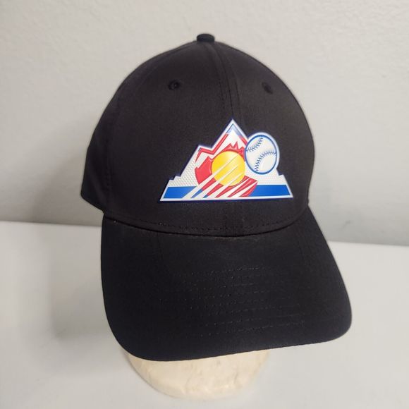 Colorado Rockies MLB New Era 2023 Clubhouse 39Thirty Stretch Hat~ Black M-L - Picture 1 of 7